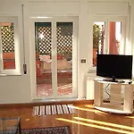 Flavia Rooftop Apartments